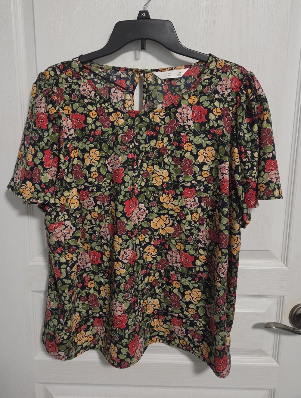 LC Lauren Conrad Blouse Flutter Sleeves Navy Blue Floral Lightweight Womens 1X